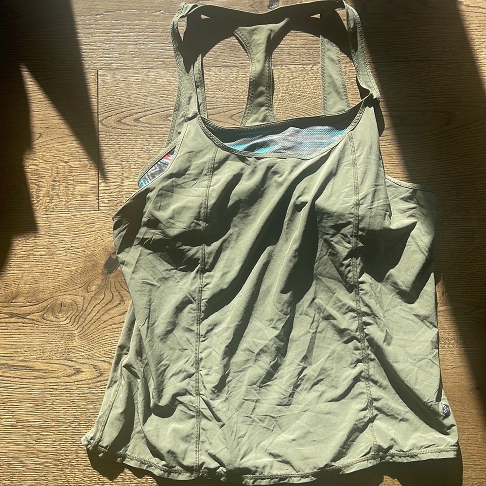 Prana yoga top